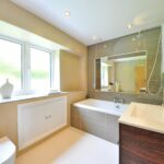 bathroom-1336167_1920